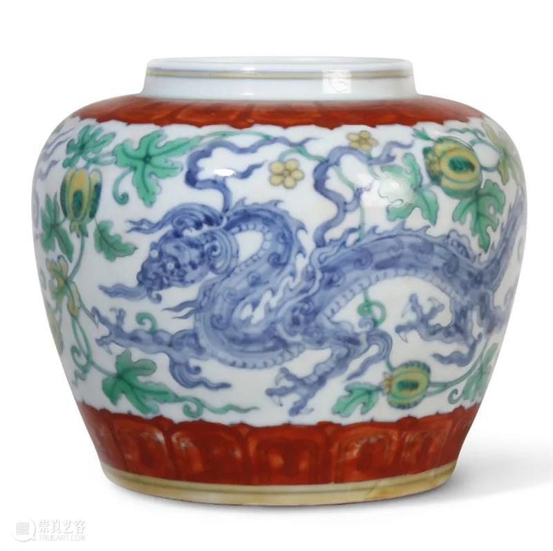 北京保利2022秋拍丨黄地青花洋莲大盘 艺术财经 中国古董珍玩部 崇真艺客